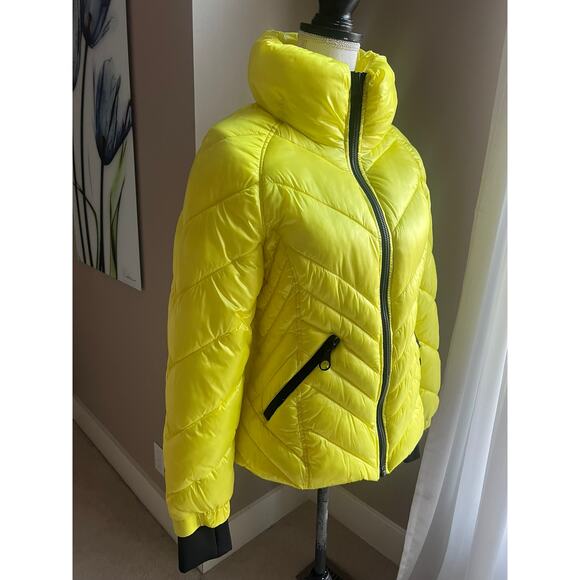 Guess Cire puffer yellow/black stylish jacket size M - Picture 3 of 7
